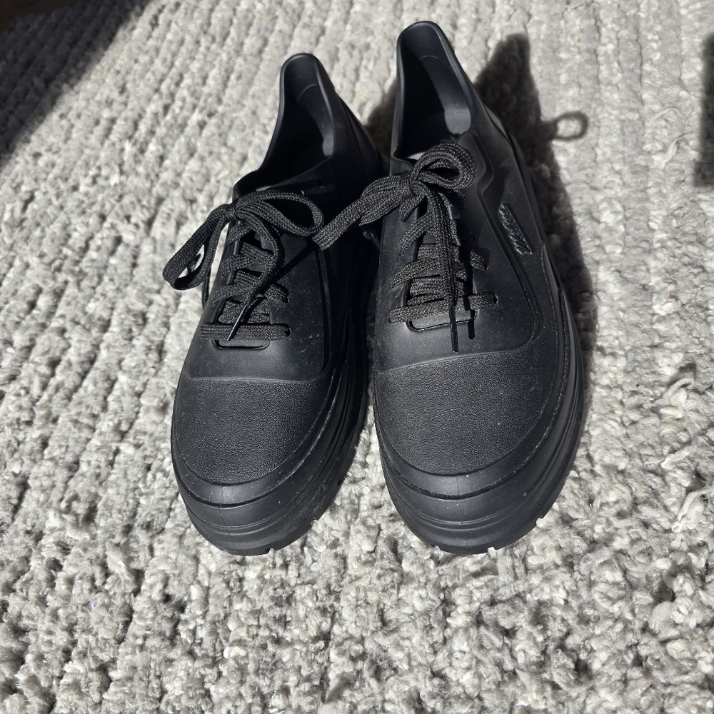 Melissa Black Rubber Waterproof Women's Sneakers, Size 8